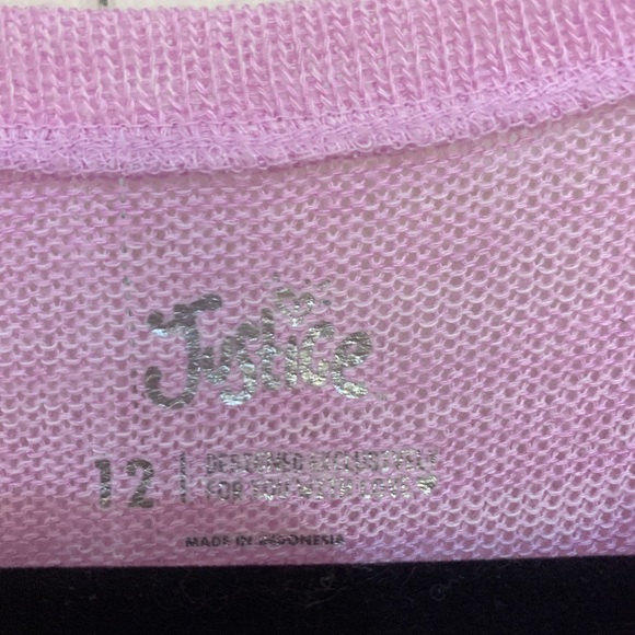 Girls size 12 Justice cold shoulder top. - Picture 3 of 3